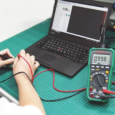 MS8250D multiméter USB kapcsolattal szoftverrel