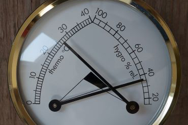 Hő- és páratartalom mérő